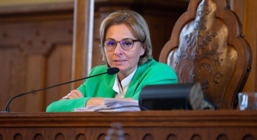 Szemereyné a közgyűlés előtt jelentette be: megszűnik az egyetemi felügyelőbizottsági tagsága – fotók