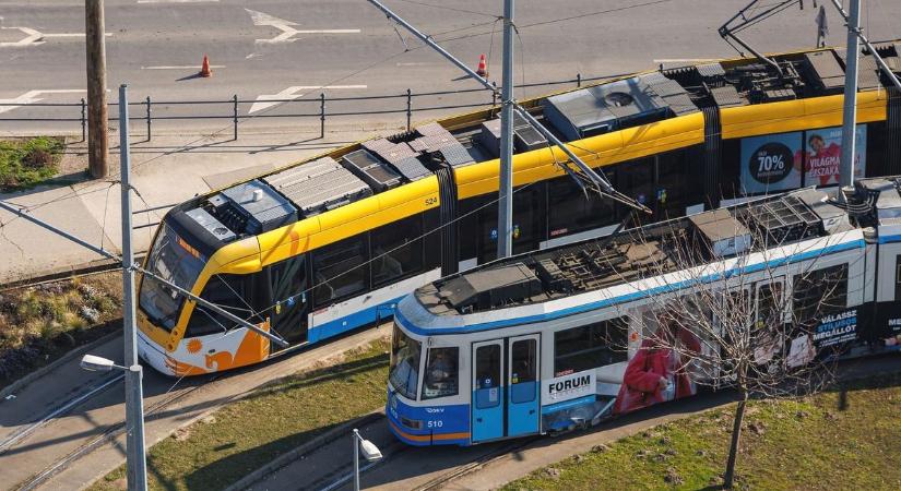Megbolygatják Debrecen egyik villamosvonalát – mutatjuk, hol kell változásokra számítani