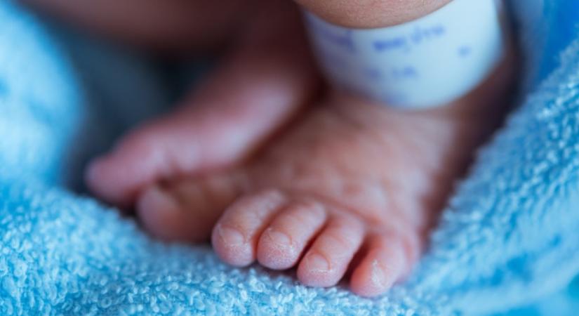 A tudta nélkül szülte meg egy másik férfi gyermekét az anya: Ami ezután történik, megolvasztja a szíveket
