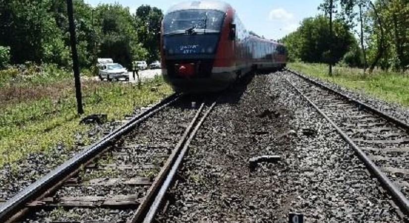 Annyira sietett a forgalomirányító, hogy össze-vissza nyomkodta a gombokat, a vonat meg kisiklott