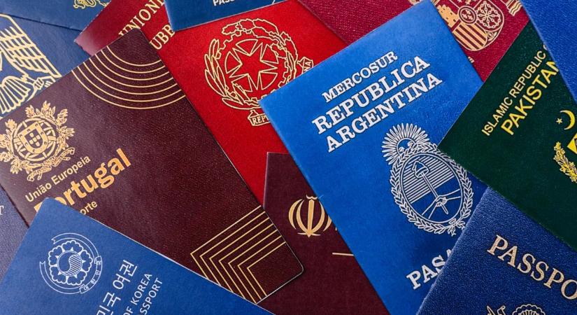 Kiderült az igazság: ennyivel olcsóbb a magyar útlevél, mint a világ legdrágább úti okmányai