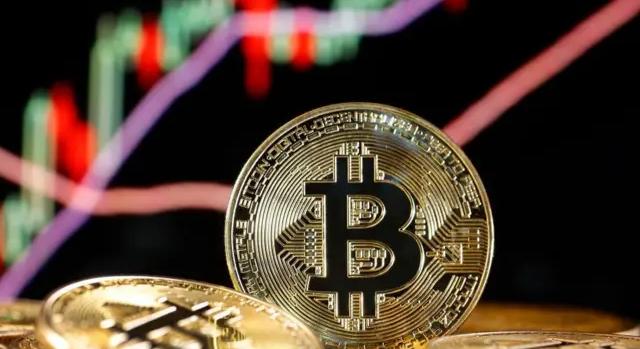 Már látszanak a bitcoin mélypontjának jelei, de a veszteséges befektetők eladási nyomást okozhatnak