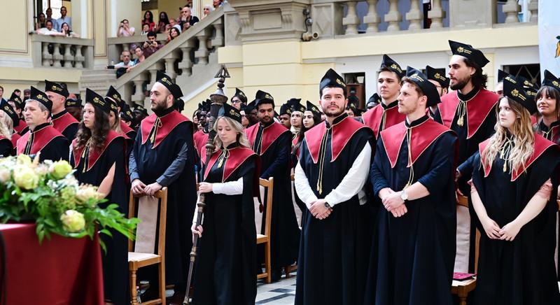 Közel 300 frissdiplomás mérnököt avattak a Debreceni Egyetemen