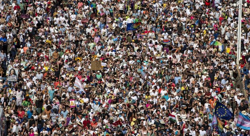 A Pride megtartását ellehetetlenítő jogszabályok visszavonását kérik civil szervezetek a kormánytól és a Parlamenttől