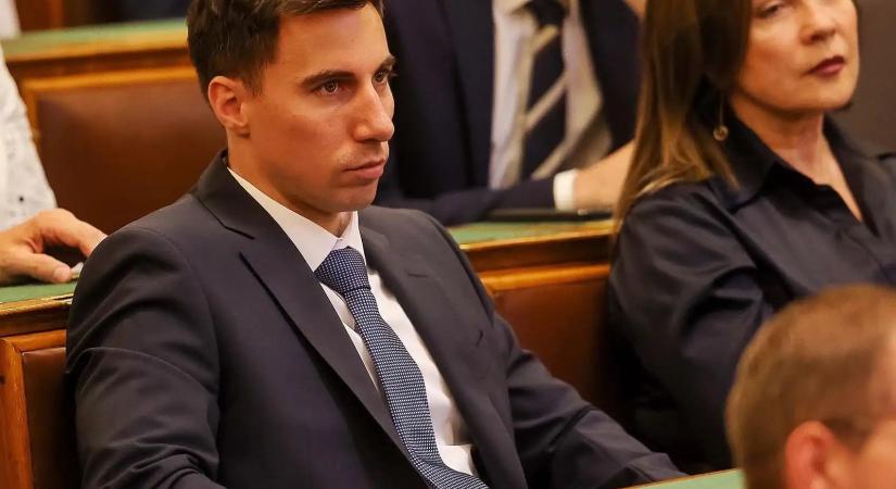 Hivatali visszaélés Esztergomban: Nyomoz a rendőrség a fideszes Erős Gábor kampánybotrányában