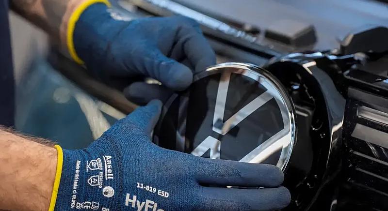 Közel harmincezer dolgozó távozik a VW-től, és még nem látni a végét