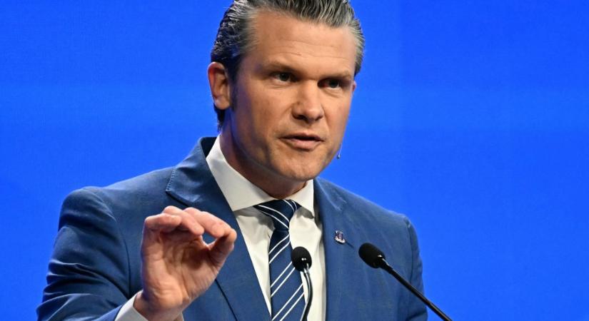 Csak a szokásos: az amerikai védelmi miniszter Brüsszelben fenyegette az európaiakat, hogy ha nem költenek eleget védelemre, az USA csökkenti a katonai jelenlétét