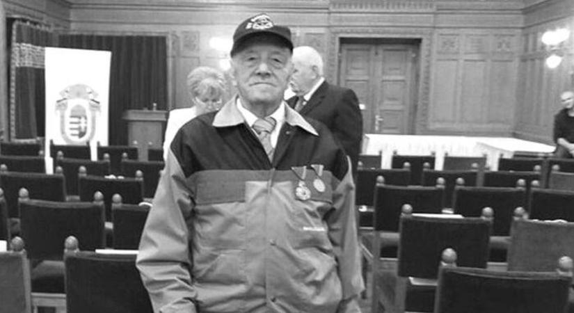 Elhunyt a tűzoltó parancsnok, halála nagy vesztesége az egyesületnek és a faluak is