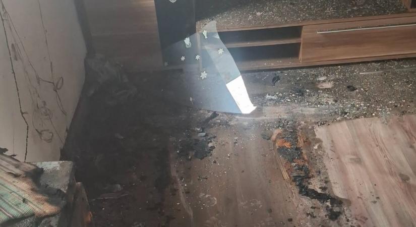 Kisgyerekes család háza égett egy elektromos roller miatt Pétervásárán: "Fél óra alatt oda lett az otthonunk"