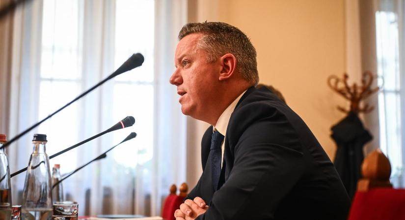 Pósfai Gábor ismertette a rendvédelmi szervek új munkamegosztásának részleteit