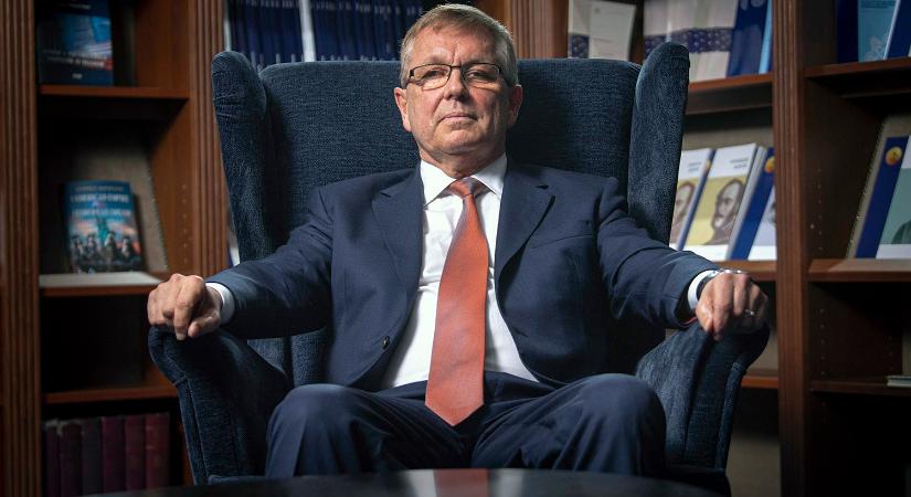 Matolcsyék újabb luxusingatlanaitól válna meg a jegybank