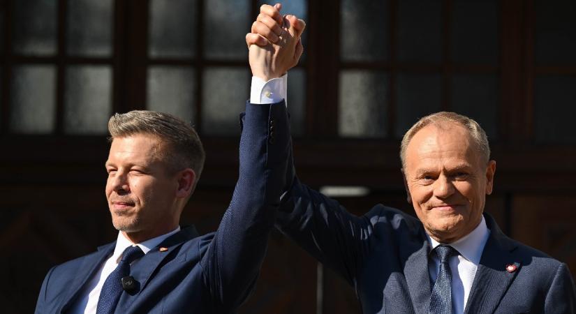 Magyar Péter és Donald Tusk rendkívüli pillanata Brüsszelben