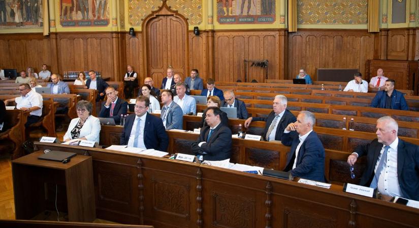 Milliárdos hitelről döntöttek Kecskeméten: többek szerint túl nagy a kockázat