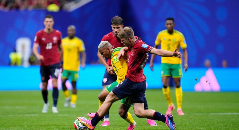 A csehek ismét hiába vezettek, döntetlent játszottak a dél-afrikaiakkal