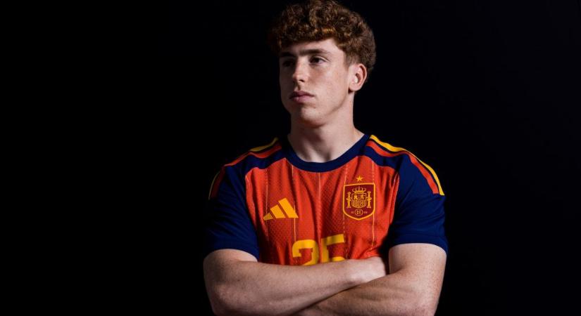 Spanyol válogatott szélsővel erősített a Liverpool
