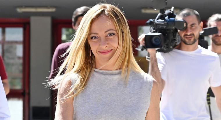 Giorgia Meloni szerint önmagában nem megoldás a közösségi média betiltása a fiatalok számára
