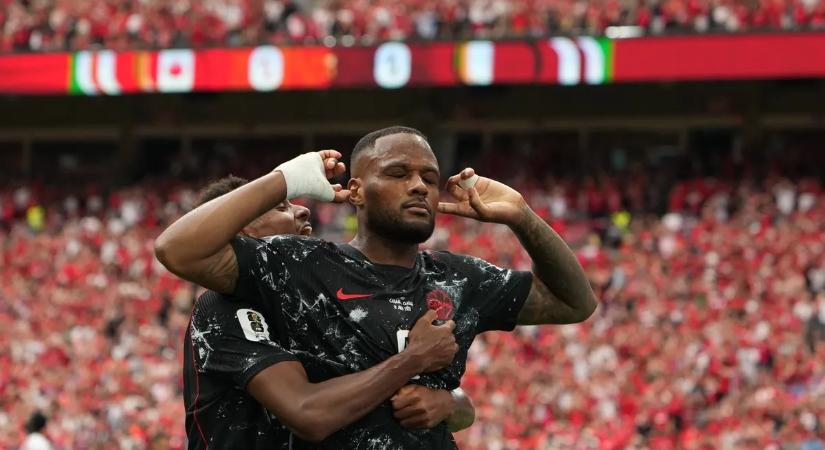 Kanada 6–0-ra legyőzte Katart