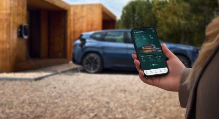 Otthoni energiatárolóvá alakítaná új villanyautóit a BMW