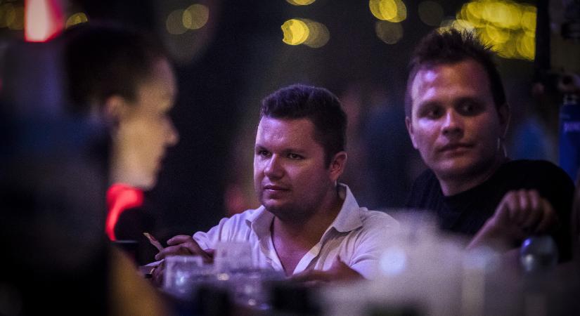 Matolcsy Ádám dubaji cégében kötött ki egy milliárdos értékű, egykori MNB-alapítványos Vörösmarty téri ingatlan