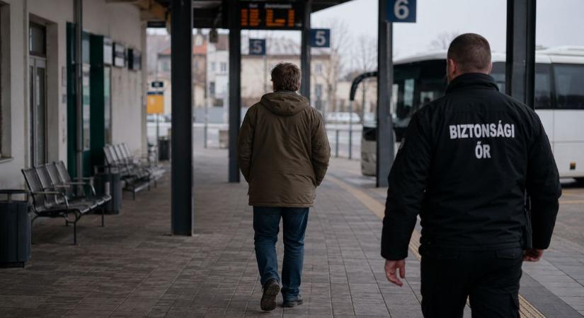 Eldurvult a vita a várpalotai pályaudvaron, bíróság elé kerül az utas