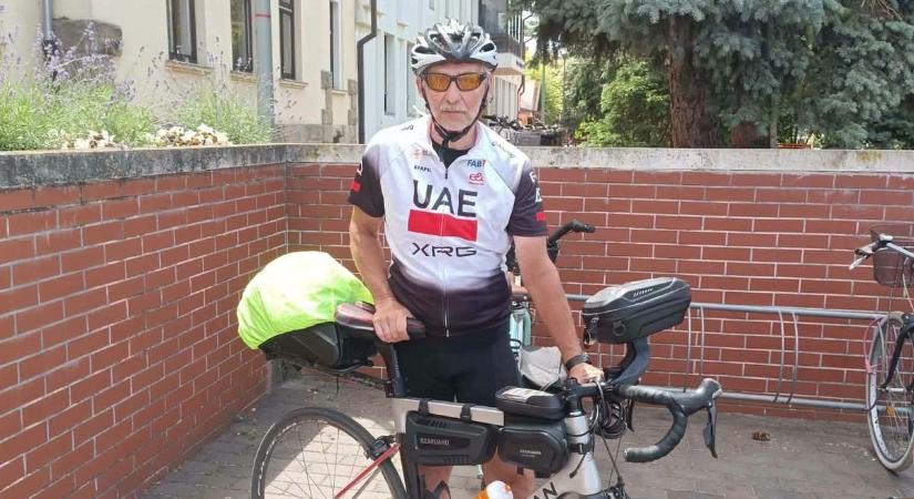 Két és fél éve súlyos diagnózist kapott, mégis végigkerékpározta a Tisza magyarországi szakaszát