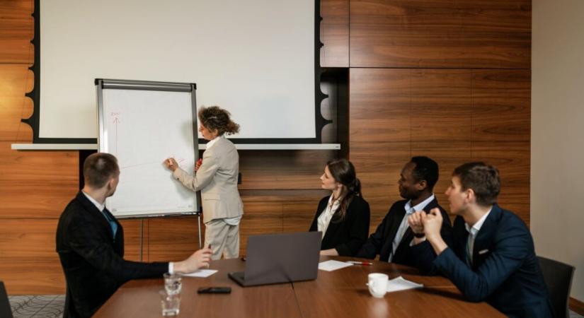 Egy évtizede erősíti a nonprofitokat a PwC Civil Mentoring Programja