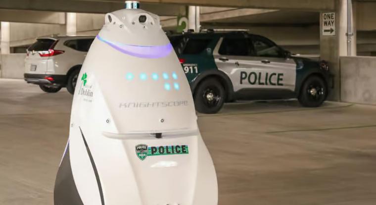 Nyugdíjazták a rendőrrobotot, mert egy évig nem tartóztatott le senkit