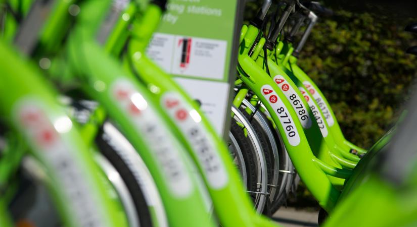 Nagy bejelentést tett Karácsony Gergely: teljesen megújul és elektromos járművekkel bővül a Bubi