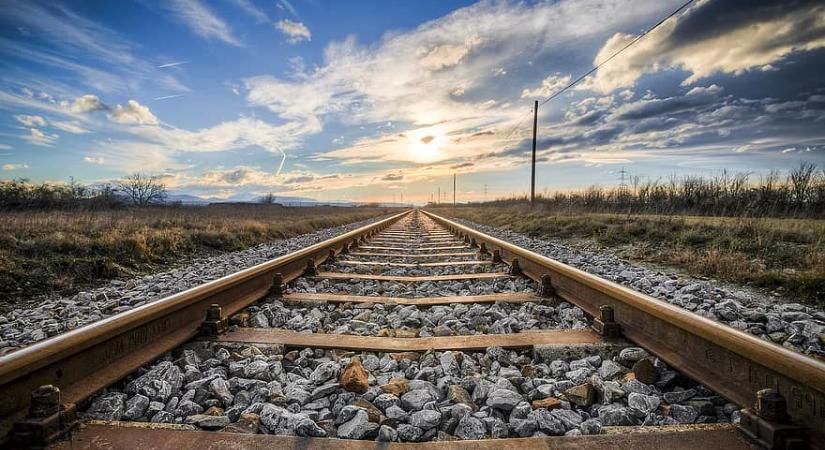 Gázolás miatt késnek az InterCity-k