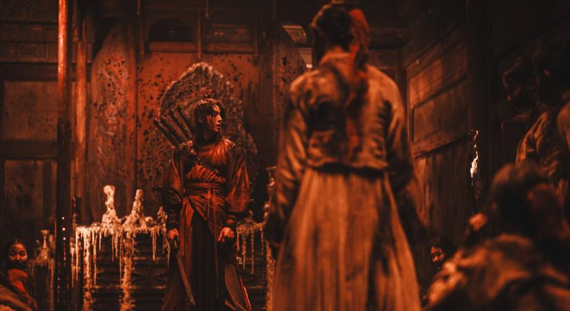 Júliusban a Netflixen: Előzetest kapott a szellemvilágban játszódó hátborzongató fantasysorozat, A Keleti Palota