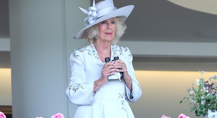 Meghozta a drasztikus döntést Kamilla királyné, lázong a palota
