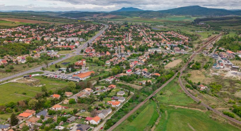 Sorra hagyják el ezeket a magyar településeket a lakosok: hiába a plusz pénz, itt nem akar senki élni?