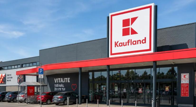 Bombariadó miatt ürítették ki az egész áruházat