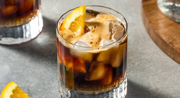 Hűsítő espresso tonic: így készül a nyár legtrendibb itala