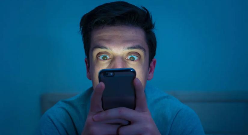 Ki hitte volna: ez a rejtett beállítás teljesen lemerítheti a telefonodat