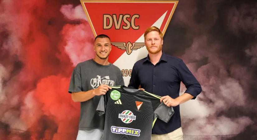 Lengyel bajnok, bolgár kupagyőztes kapust igazolt a DVSC