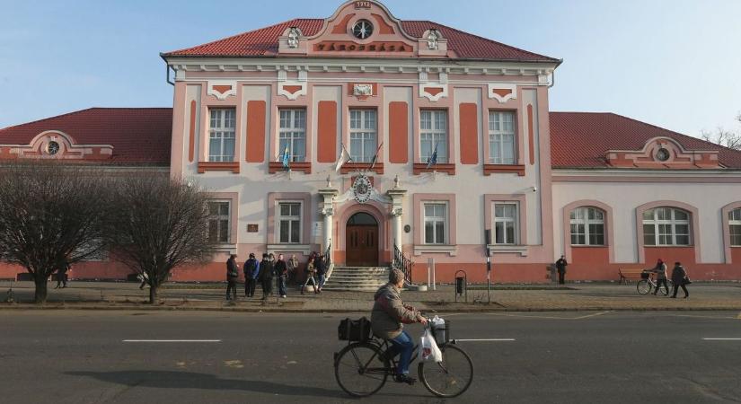 Itt a hivatalos válasz, hogy lesz-e akkumulátor-feldolgozó a Debrecen melletti településen