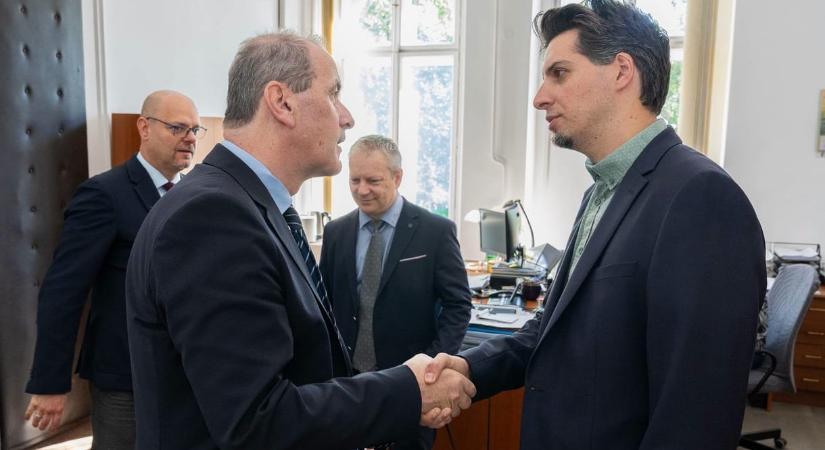Hegedűs Zsolt lecserélte a Dél-pesti Centrumkórház vezetését