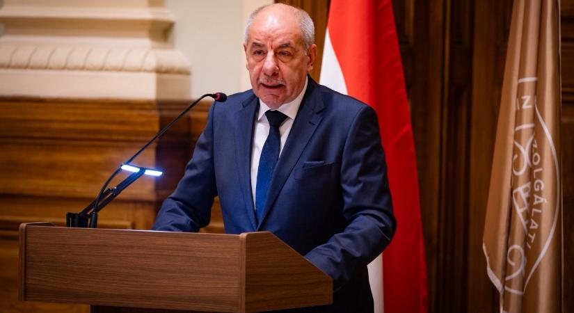 „Az alábbiakat kívánom rögzíteni” – Posztolt Sulyok Tamás a Tisza alaptörvény-módosításával kapcsolatban