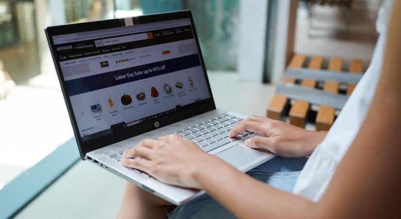 Megváltozik az online vásárlás folyamata – minden vásárlót érint