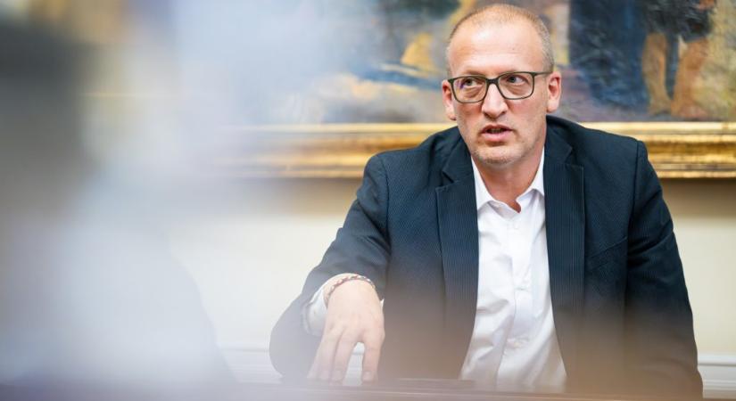 „A bukott kormány a kultúra minden területén káoszt hagyott maga után” – több múzeumban soron kívüli szakmai vizsgálatot rendelt el Tarr Zoltán