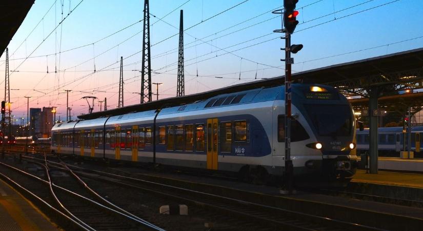 Pillangóhatás a magyar vasúton: olyan történt Bécsben, hogy este fixen borul minden a debreceni vonalon