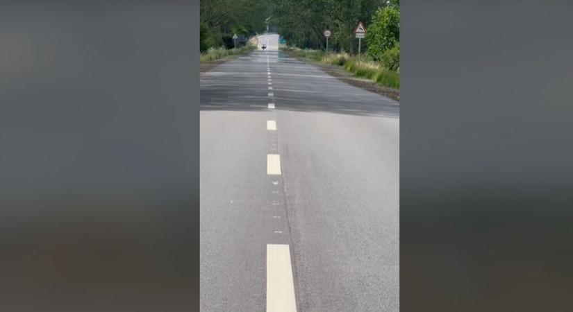 Videó! Elkészült a félmilliárdos beruházás Hajdú-Biharban, mostantól kilométereken át tükörsima úton utazhatunk!