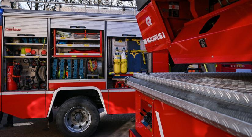 27 magyar fiatalt szállító busz gyulladt ki Ausztriában