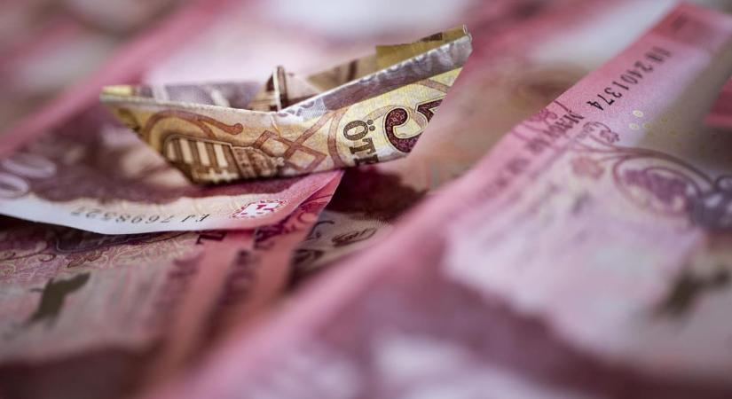 „Legalább azért büntessünk, ha hazudnak. Ha már azért nem kapnak büntetést, hogy lopnak” – mire lesz elég az új vagyonnyilatkozati rendszer?