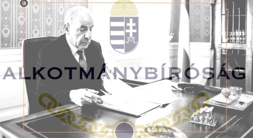 ‘Ez olyan, mintha a játékvezetőtől azt kérnék, hogy a meccs előtt fújjon be lest egy olyan támadásra, amely még el sem indult’ – Alkotmánybírók a Sulyok-ügyről