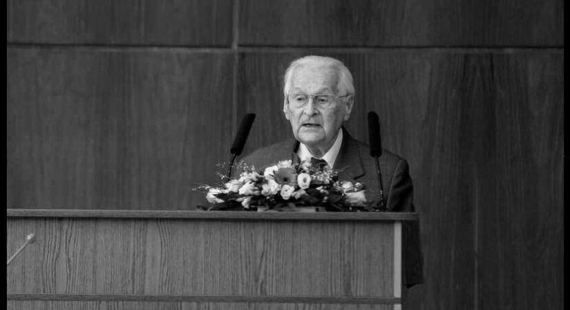 Elhunyt Nász István orvos, az MTA rendes tagja