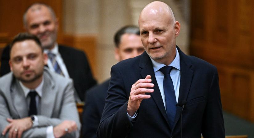 Vége a túlközpontosított kommunikációs beszerzéseknek
