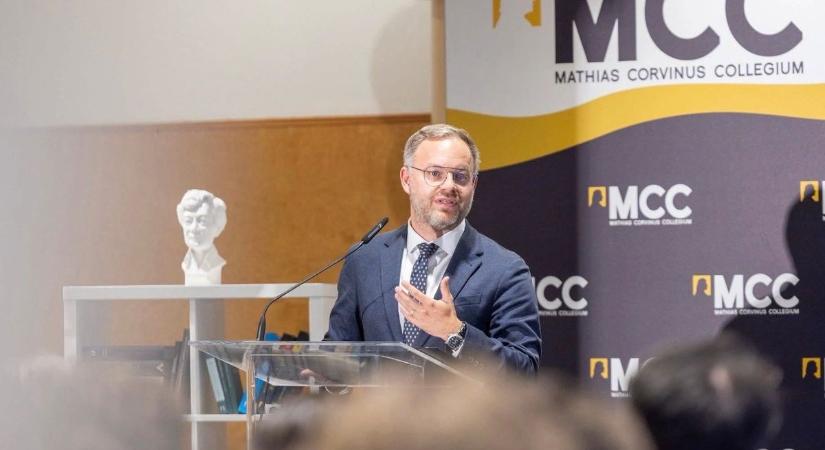 Lemondott Orbán Balázs az MCC kuratóriumi elnöki posztjáról