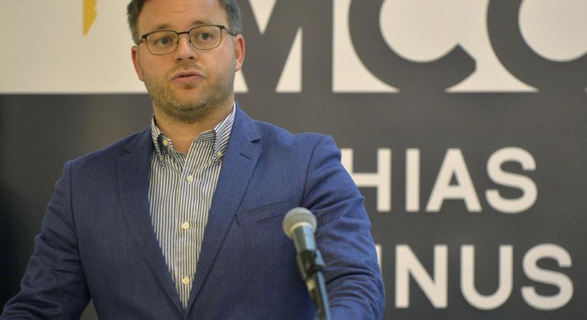 Orbán Balázs lemond az MCC vezetéséről